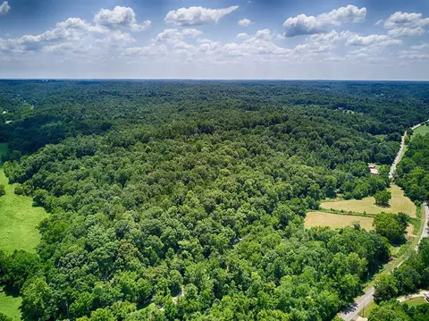 3441 Locust Grove Church Rd, Cunningham, TN 37052