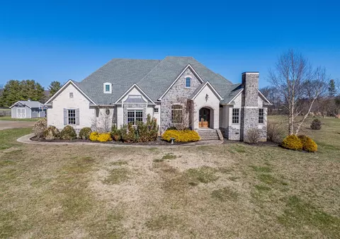 1120 Sequoya Trl, Columbia, TN 38401