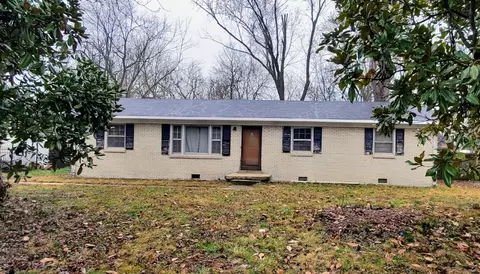 221 Oak Dr, Franklin, TN 37064