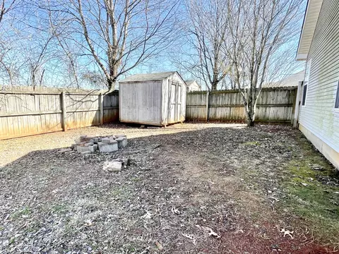 Exterior - 5008 Boyd Dr, Murfreesboro, TN 37129 photo 3 of 7