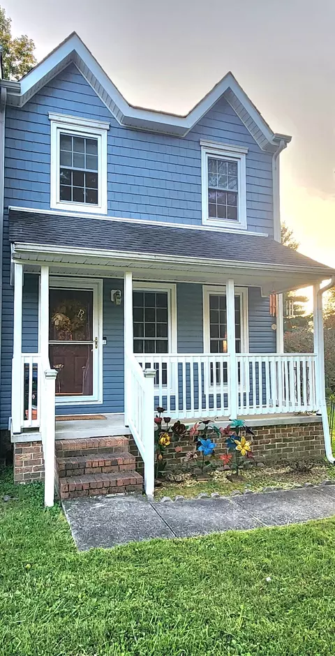 201 Blue Lake Dr #B, Tullahoma, TN 37388
