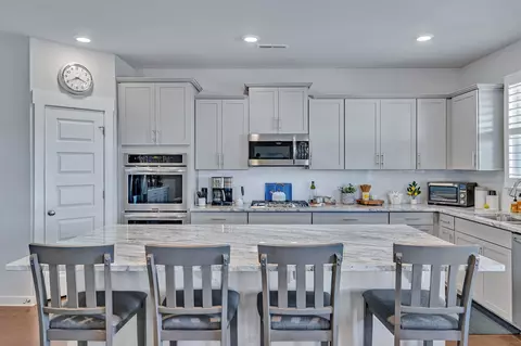 Kitchen - 207 Sable Ln, Spring Hill, TN 37174 photo 3 of 4