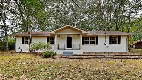 1103 Remington Pl, Manchester, TN 37355