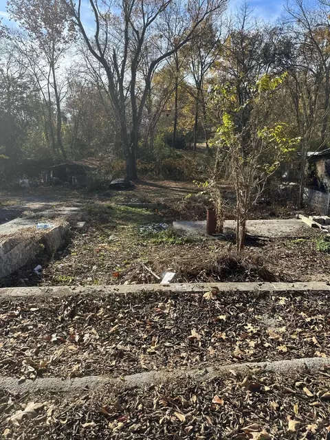 85 Hargrave Rd, Rossville, GA 30741