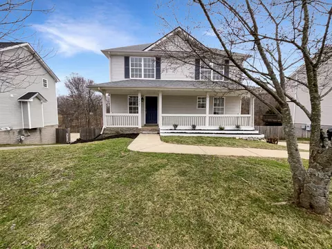 2825 Sharpie Dr, Clarksville, TN 37040
