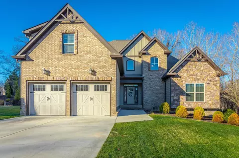 9409 Silver Stone Ln, Ooltewah, TN 37363