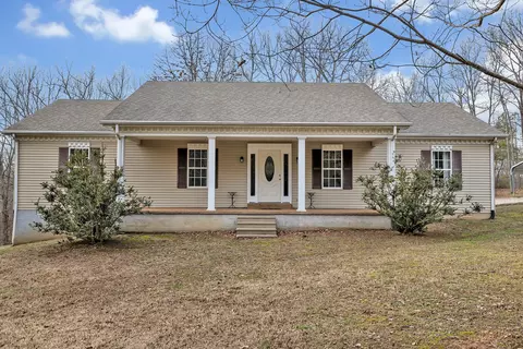 2987 Highway 100, Centerville, TN 37033