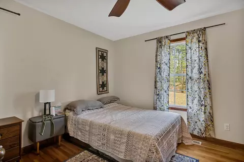 Bedroom - 2987 Highway 100, Centerville, TN 37033 photo 1 of 3