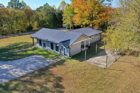Exterior - 108 Esque Rd, Bethpage, TN 37022 photo 8 of 9