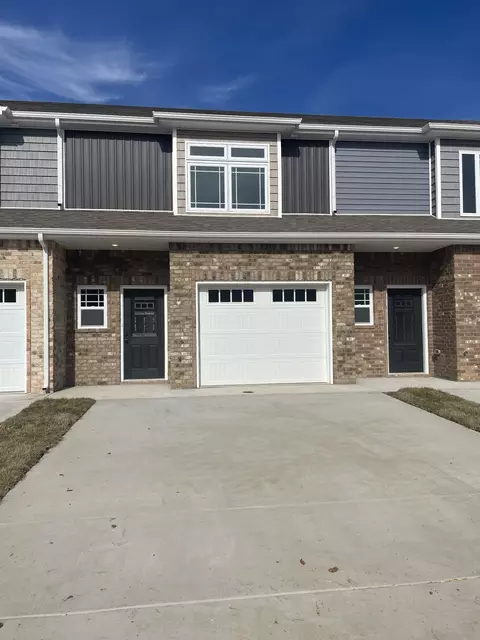 355 Fallow Cir, Clarksville, TN 37040