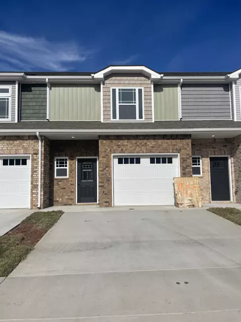 359 Fallow Cir, Clarksville, TN 37040