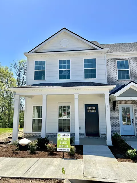 211 Holywell Dr, Gallatin, TN 37066