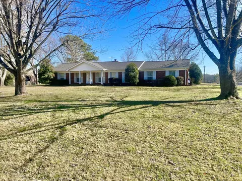 153 Berrywood Dr, Hendersonville, TN 37075