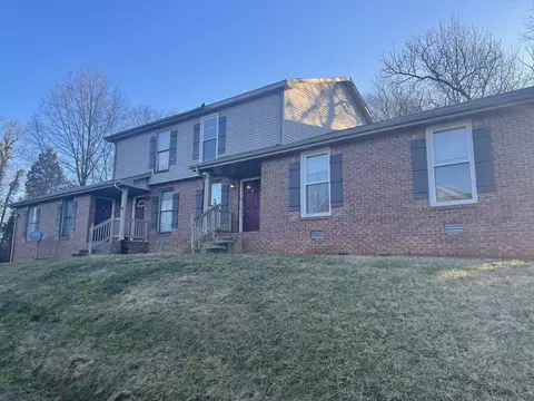 1681 Baltimore Dr, Clarksville, TN 37043