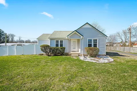 8635 Old Baxter Rd, Baxter, TN 38544