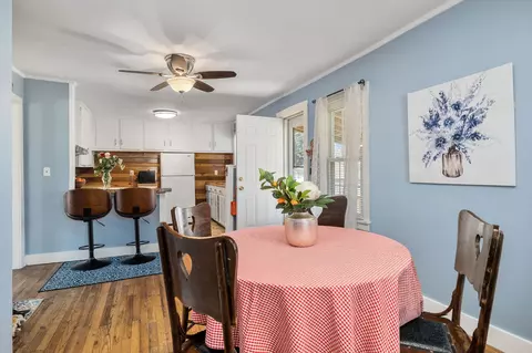 Dining - 8635 Old Baxter Rd, Baxter, TN 38544 photo 3 of 3