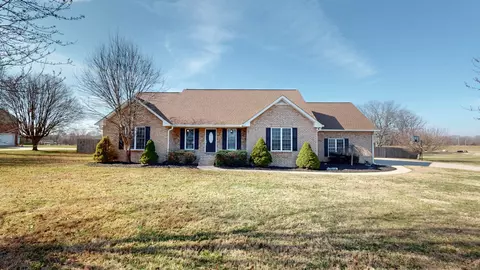 394 Corum Hill Rd, Castalian Springs, TN 37031