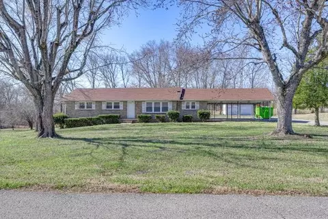 120 Welch Rd, Clarksville, TN 37043