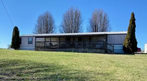 5255 W Green Hill Rd, Mcminnville, TN 37110