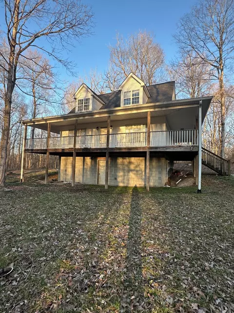1050 Fagen Chapel Rd, Charlotte, TN 37036