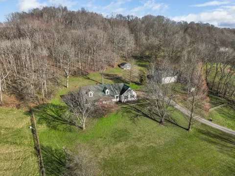 2978 Brown Hollow Rd, Columbia, TN 38401