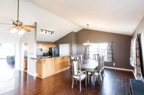 Dining - 407 7th Ave W, Springfield, TN 37172 photo 4 of 4