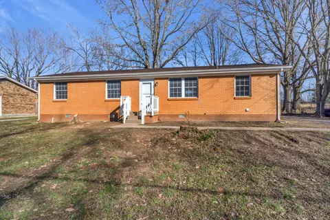 1515 Glennon Dr, Clarksville, TN 37042
