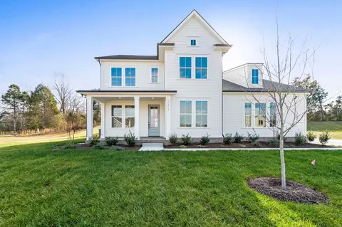 7409 Black Fox Dr, Fairview, TN 37062
