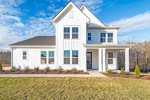 7407 Black Fox Dr, Fairview, TN 37062