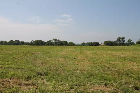 2744 Hartsville Pike, Castalian Springs, TN 37031
