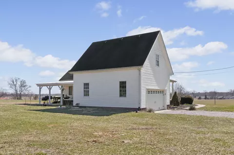 Exterior - 1545 Manley Loop, Dickson, TN 37055 photo 7 of 12