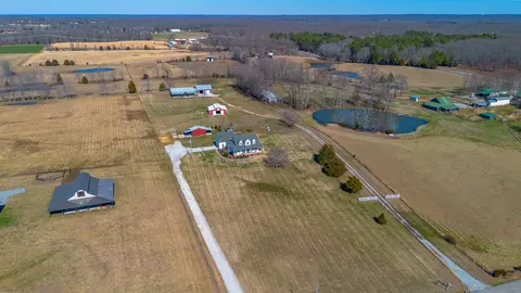 View/Area - 1545 Manley Loop, Dickson, TN 37055 photo 9 of 10