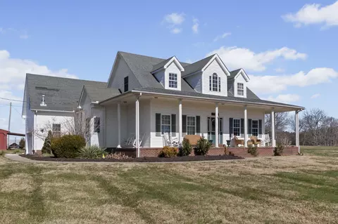 Exterior - 1545 Manley Loop, Dickson, TN 37055 photo 4 of 12