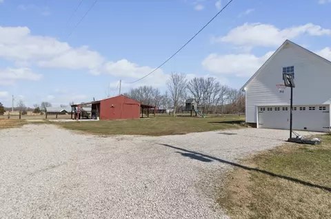 Exterior - 1545 Manley Loop, Dickson, TN 37055 photo 10 of 12