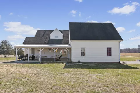 Exterior - 1545 Manley Loop, Dickson, TN 37055 photo 5 of 12