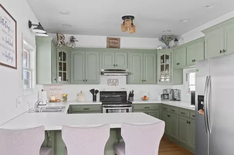 Kitchen - 1545 Manley Loop, Dickson, TN 37055 photo 1 of 5