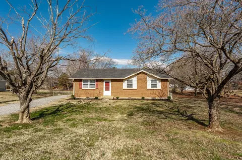 1520 Calvert Ct E, Gallatin, TN 37066