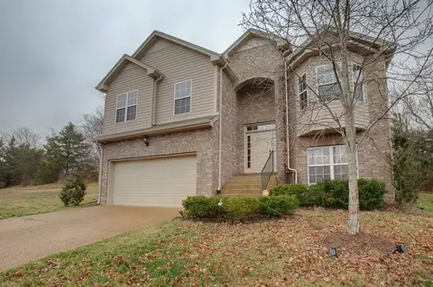 237 Sundown Dr, Antioch, TN 37013