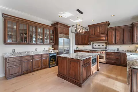 Kitchen - 1002 Tulloss Rd, Franklin, TN 37067 photo 2 of 7
