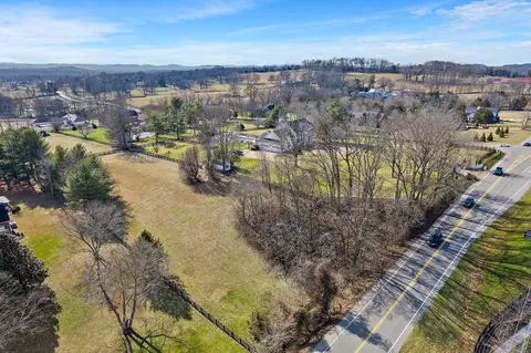 View/Area - 1002 Tulloss Rd, Franklin, TN 37067 photo 5 of 6