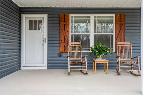 Exterior - 433 Pruett Rd, Dickson, TN 37055 photo 4 of 9
