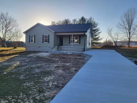848 A St, Hillsboro, TN 37342