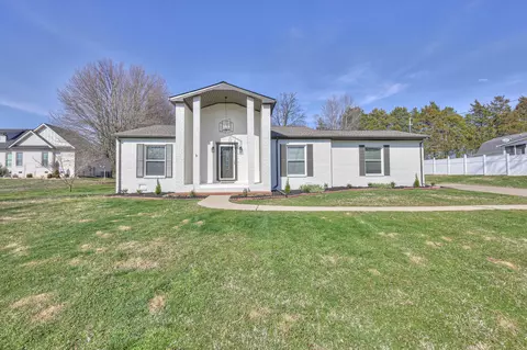 105 Stewart Rd, Lebanon, TN 37087