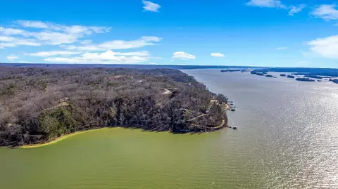910 Float Ln, Waverly, TN 37185 photo 24