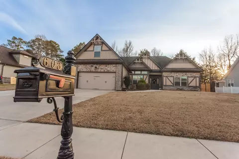 603 Thoroughbred Dr NW, Cleveland, TN 37312