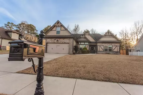 603 Thoroughbred Dr NW, Cleveland, TN 37312