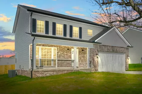 694 E South St, Greenbrier, TN 37073