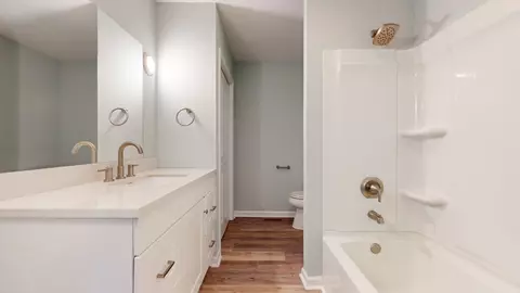 Bath - 700 W Broad St, Decherd, TN 37324 photo 1 of 4