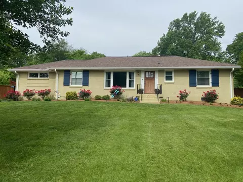 5217 Smartt Dr, Nashville, TN 37220