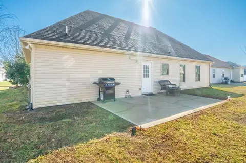 Exterior - 309 Brandywine Ln, Springfield, TN 37172 photo 3 of 7